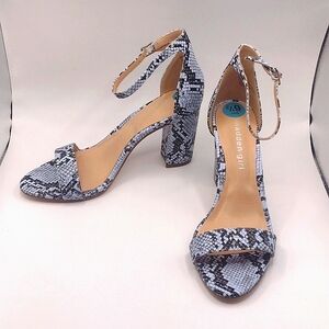 Madden Girl Women's Beella Block Heel Sandals